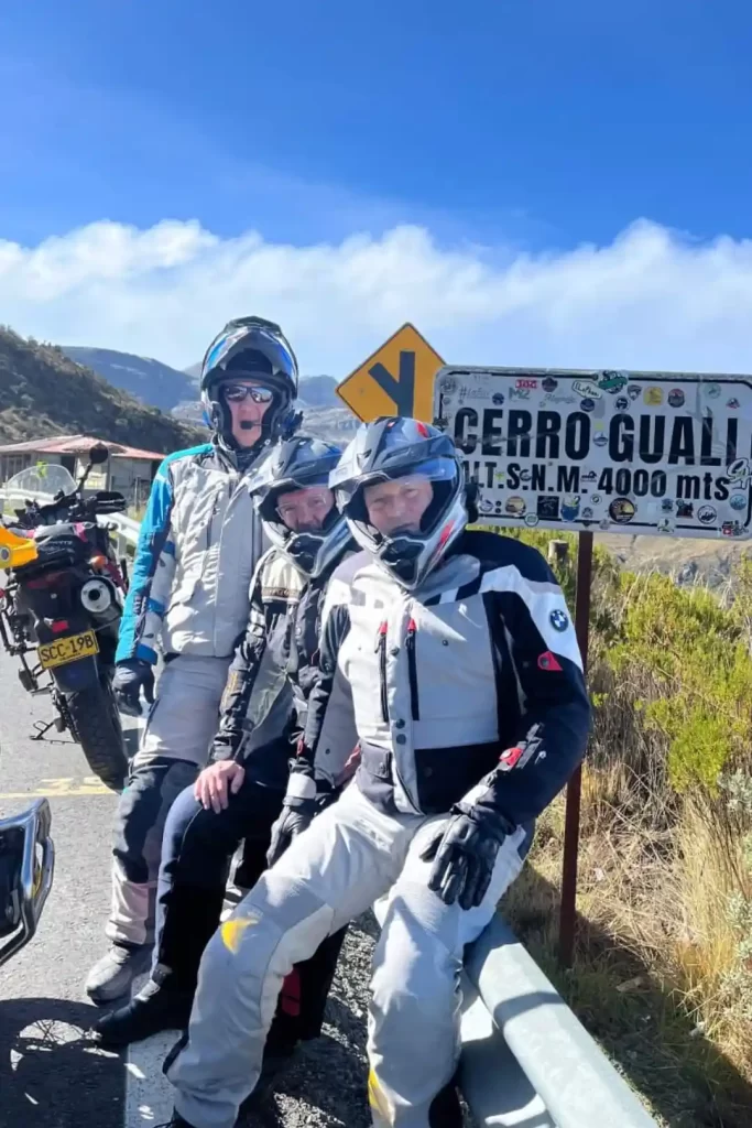 MW motorcycle trip through the Colombian Andes